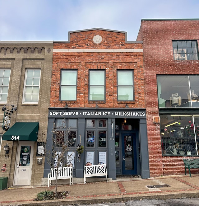 812 S Main St, Columbia, TN 38401 - view of building exterior