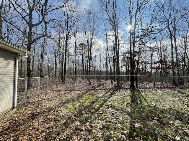 173 Twin Oaks Dr, Hohenwald, TN 38462 - view of fenced backyard