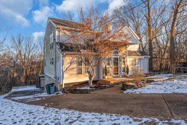 view of front of property