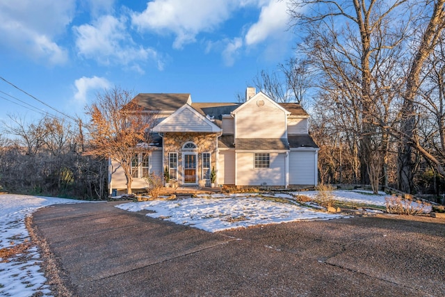 view of front of property