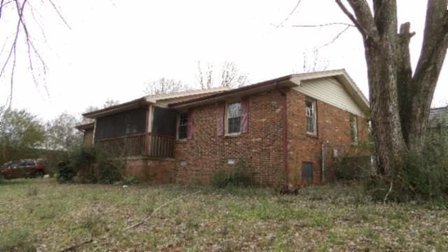 146 Garden Dr, Lafayette, TN 37083 - view of property exterior with brick siding