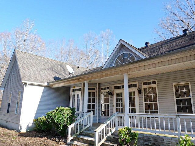 view of front of property with a porch