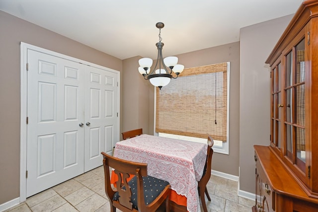 dining room featuring an inviting chandelier