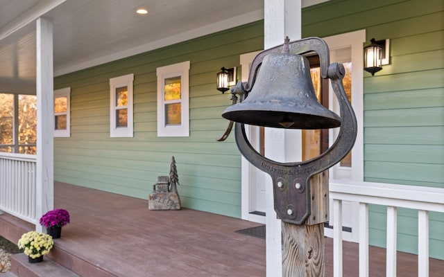 3868 Hobbstown Rd, Dunlap, TN 37327 - view of wooden porch