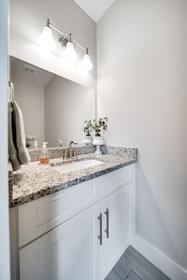 bathroom with vanity