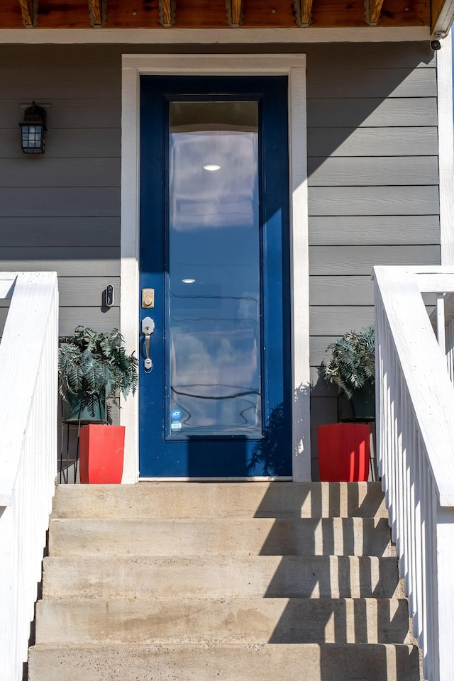 view of property entrance