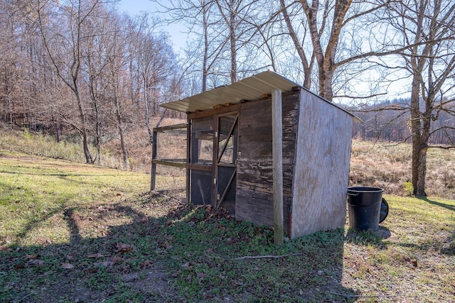 view of outbuilding