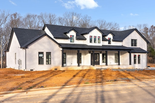 view of front of property with a porch