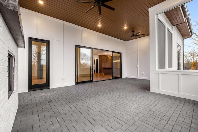 view of patio with ceiling fan