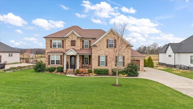 view of front of home with a front yard