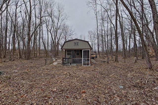 view of outdoor structure