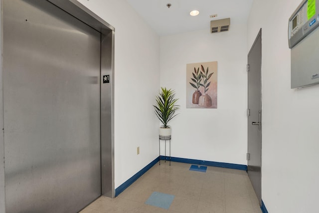 942 Jefferson St, Nashville, TN 37208 - corridor with elevator and recessed lighting