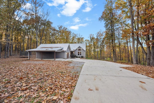 view of front of house featuring a carport