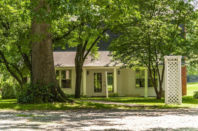 view of front facade