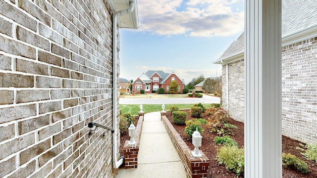 view of yard featuring a residential view