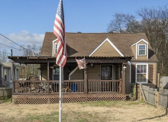 view of front of house featuring a porch