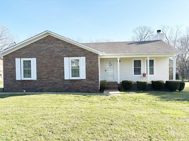 ranch-style home with a front lawn and a porch