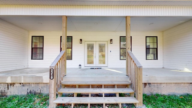 property entrance with a porch