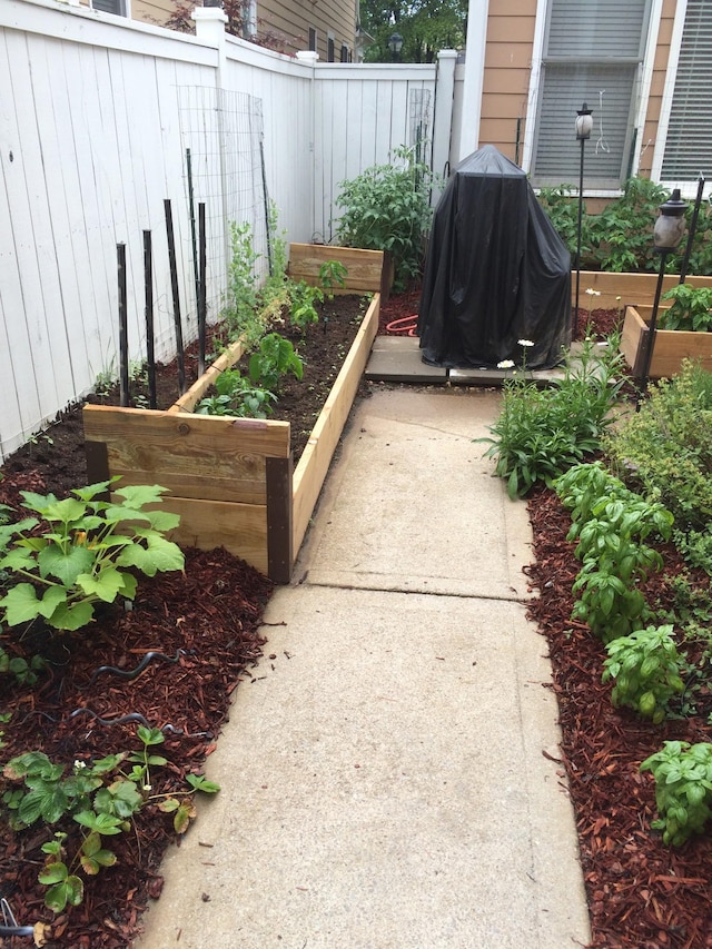 view of patio featuring area for grilling