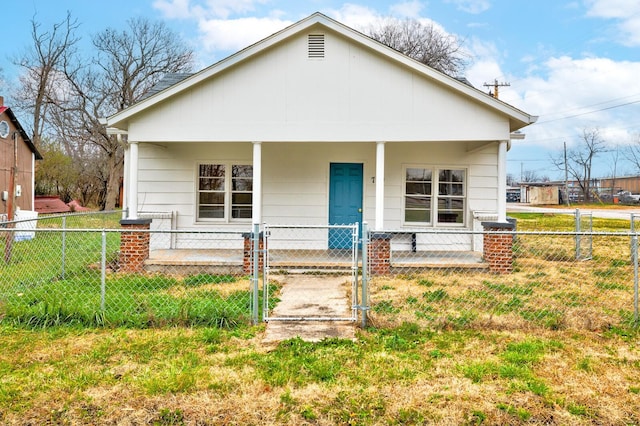 view of front of home with covered porch