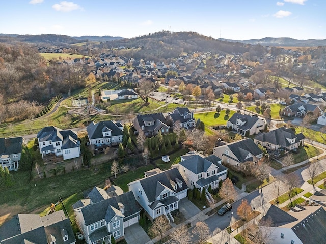 bird's eye view with a mountain view