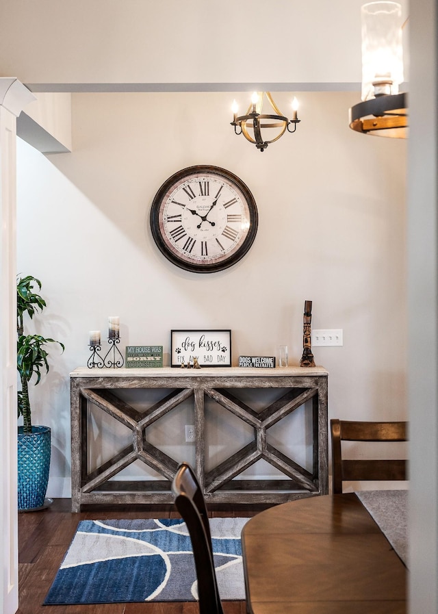 room details with hardwood / wood-style flooring