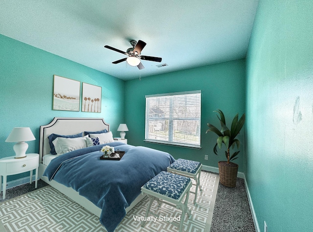 bedroom with carpet flooring and ceiling fan