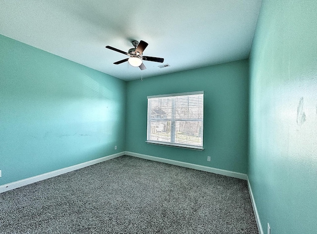 empty room with ceiling fan