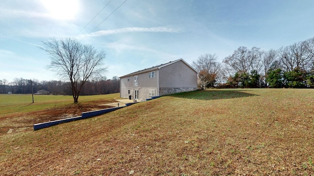 exterior space with a yard