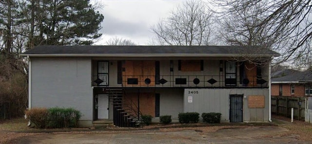 view of front of home