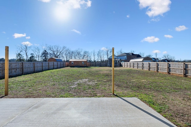 view of yard featuring a patio