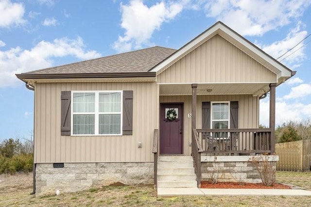 view of front of house with covered porch