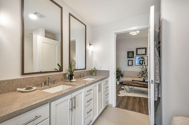 bathroom with vanity