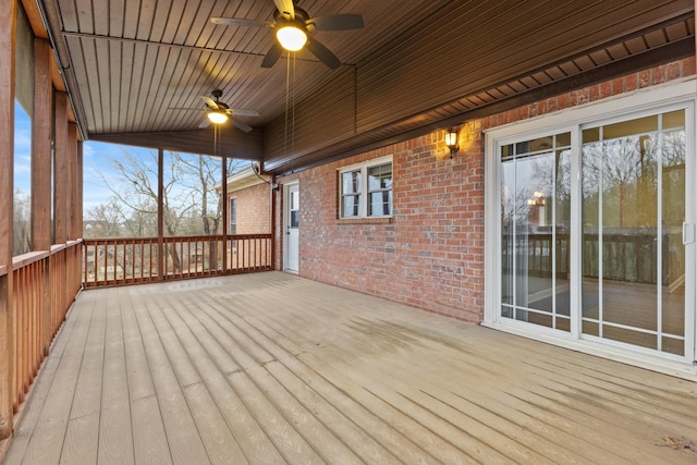 deck with ceiling fan