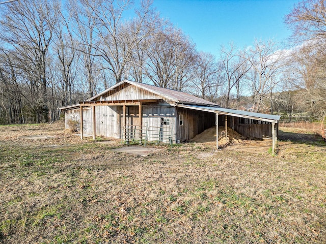 view of outbuilding