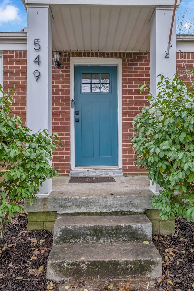 view of property entrance