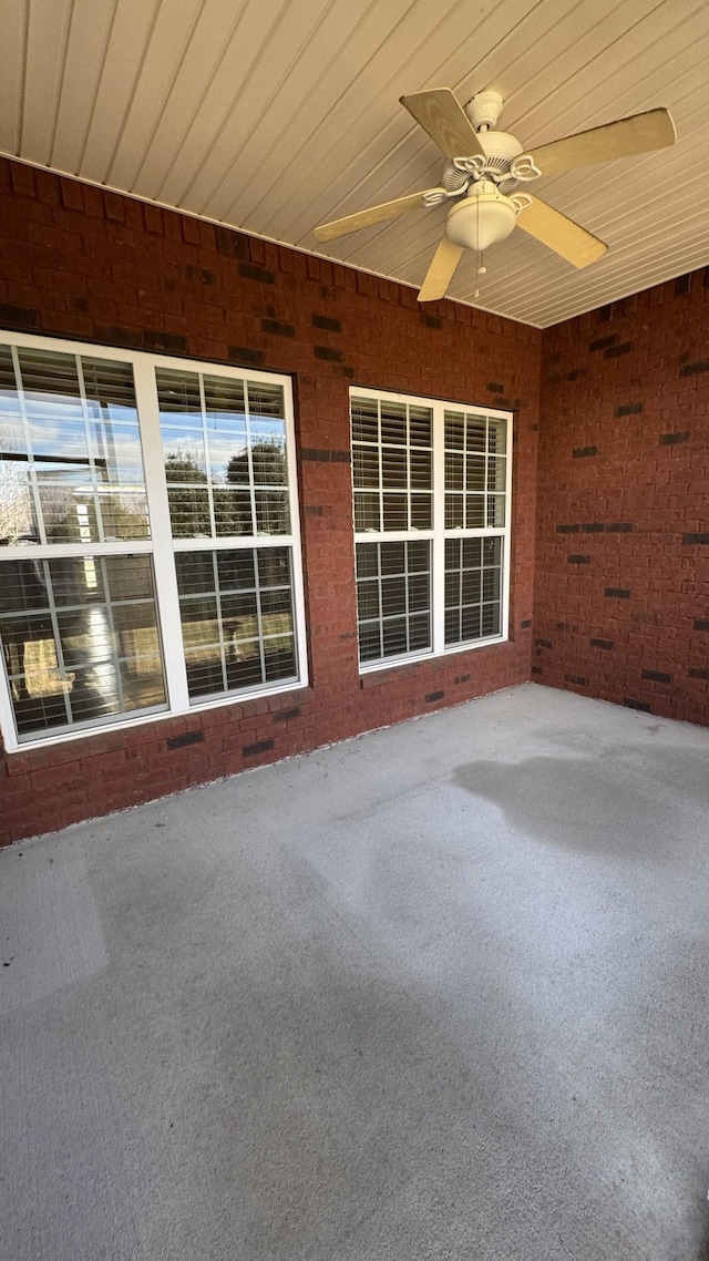 view of patio with ceiling fan