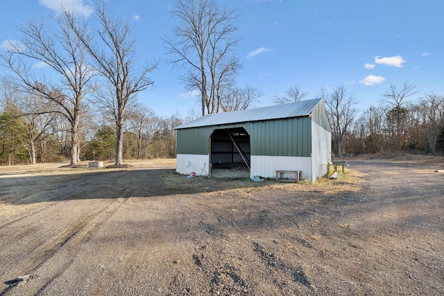 view of outbuilding