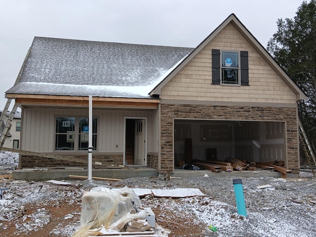 view of front facade featuring a porch