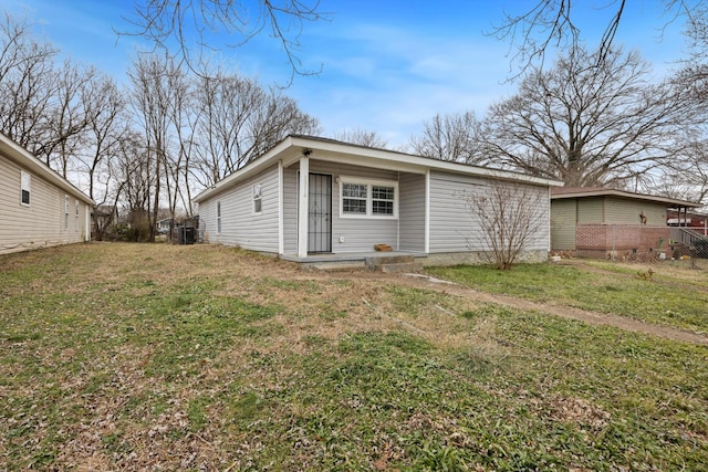 exterior space featuring a yard