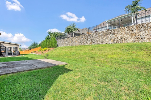 view of yard with a patio area