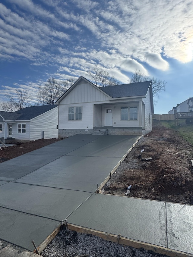 view of front of home