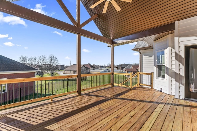 deck with ceiling fan