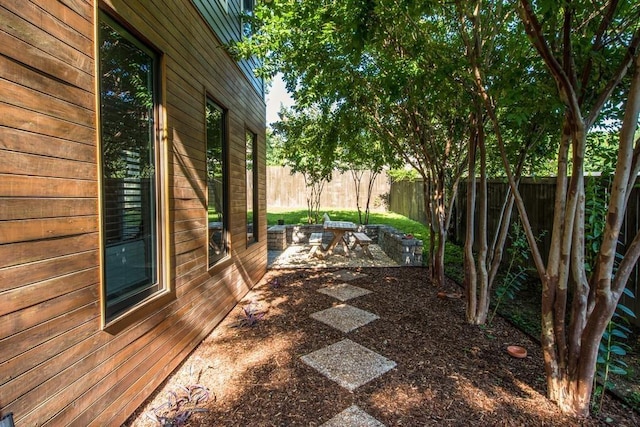 view of yard with a patio area