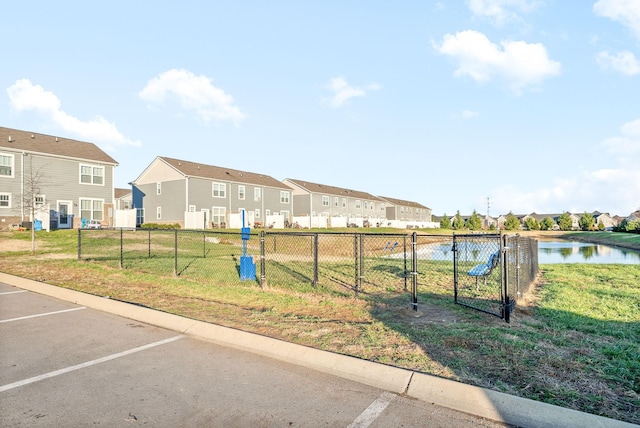 view of yard featuring a water view