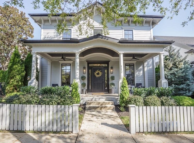 view of front of property with ceiling fan and a porch