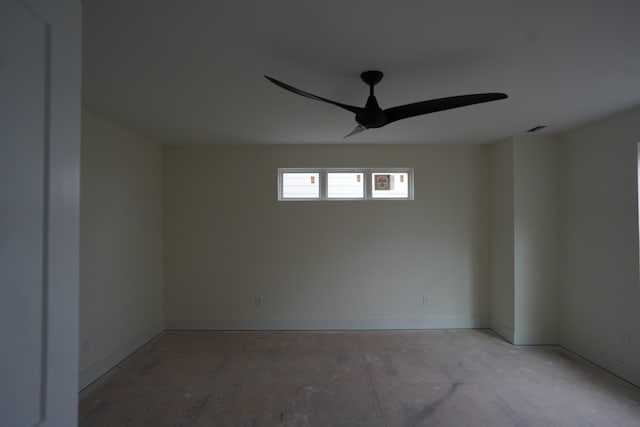 empty room featuring ceiling fan