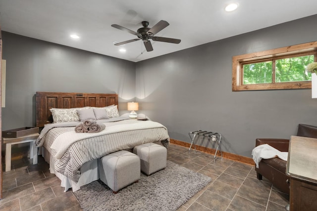 bedroom featuring ceiling fan