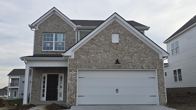 view of front property featuring a garage