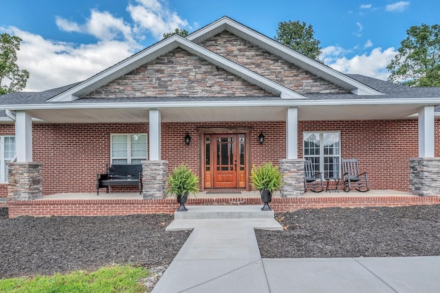 craftsman house with covered porch